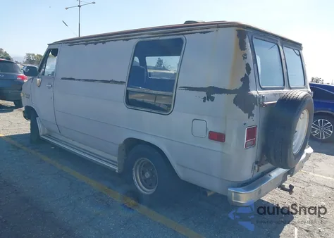 1983 Chevrolet G20 from USA, damaged, VIN 2GCEG25H7D4147405